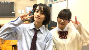 板垣李光人さんと吉柳咲良さん